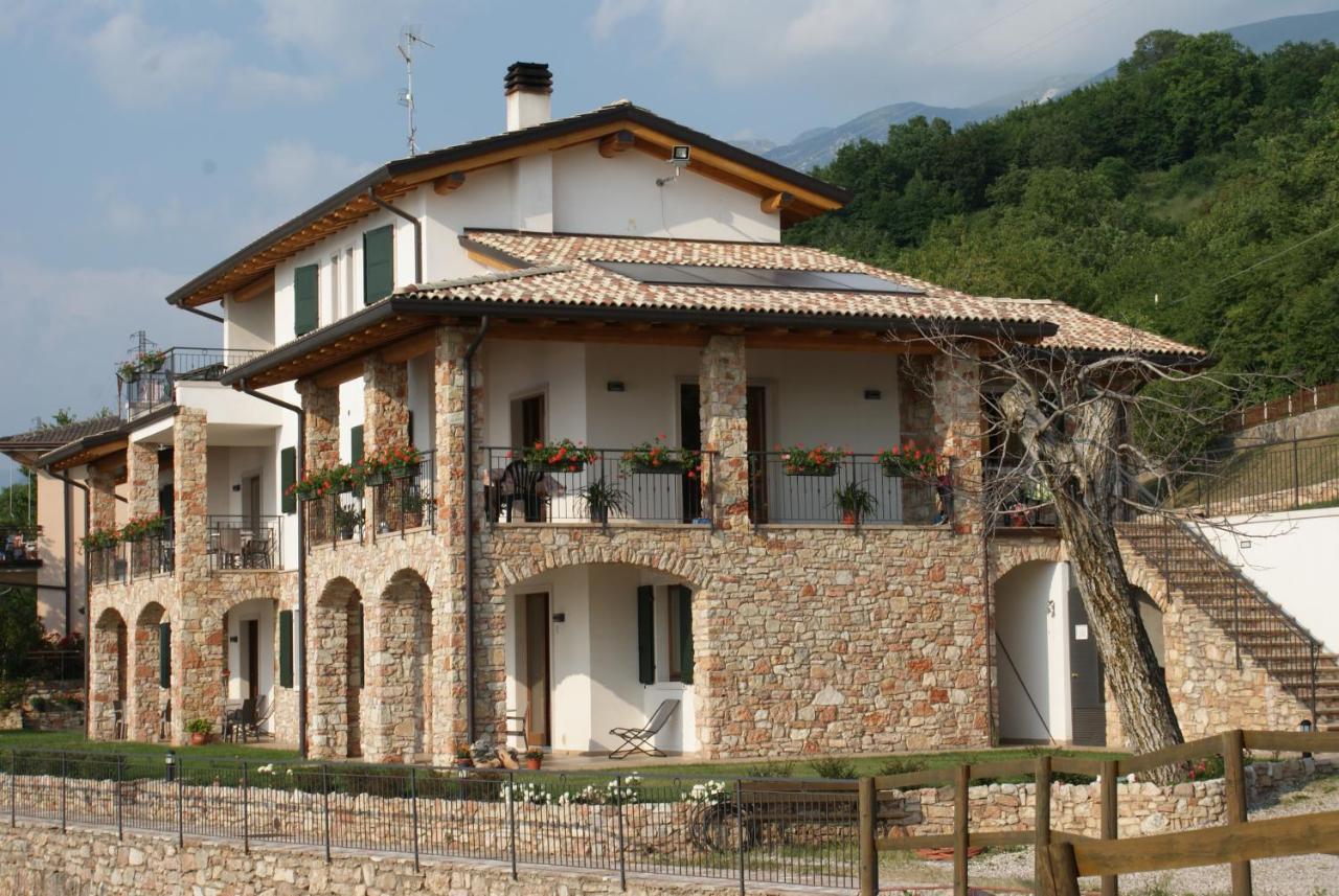 La Casa Di Pericle Aparthotel Brenzone sul Garda Eksteriør bilde